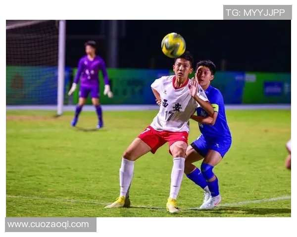 西安足球队以56分稳居大师赛积分榜首位展现强劲实力